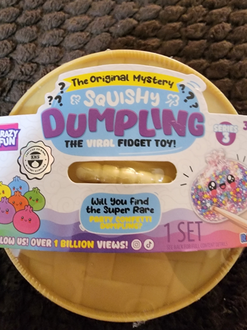 Party Confetti Mystery Dumpling Good Luck Getting The Rare!! - Picture 1 of 2